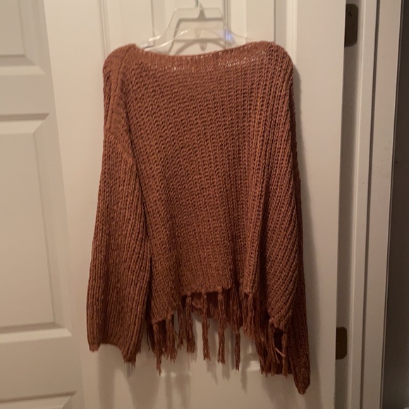 Altar’d State Sweater Brown Size L - Picture 3 of 3